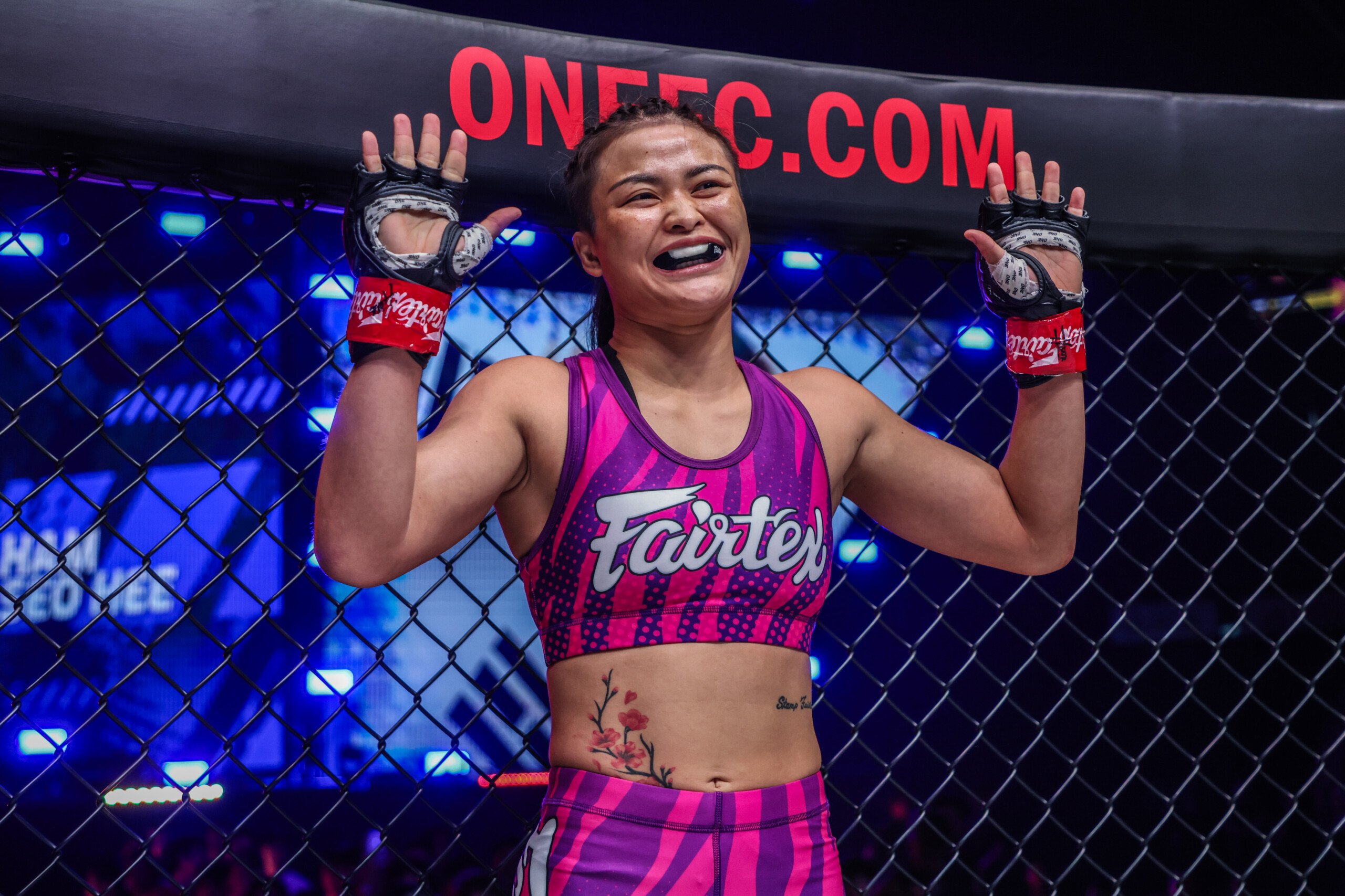 Stamp Fairtex Ham Seo Hee ONE Fight Night 14 21