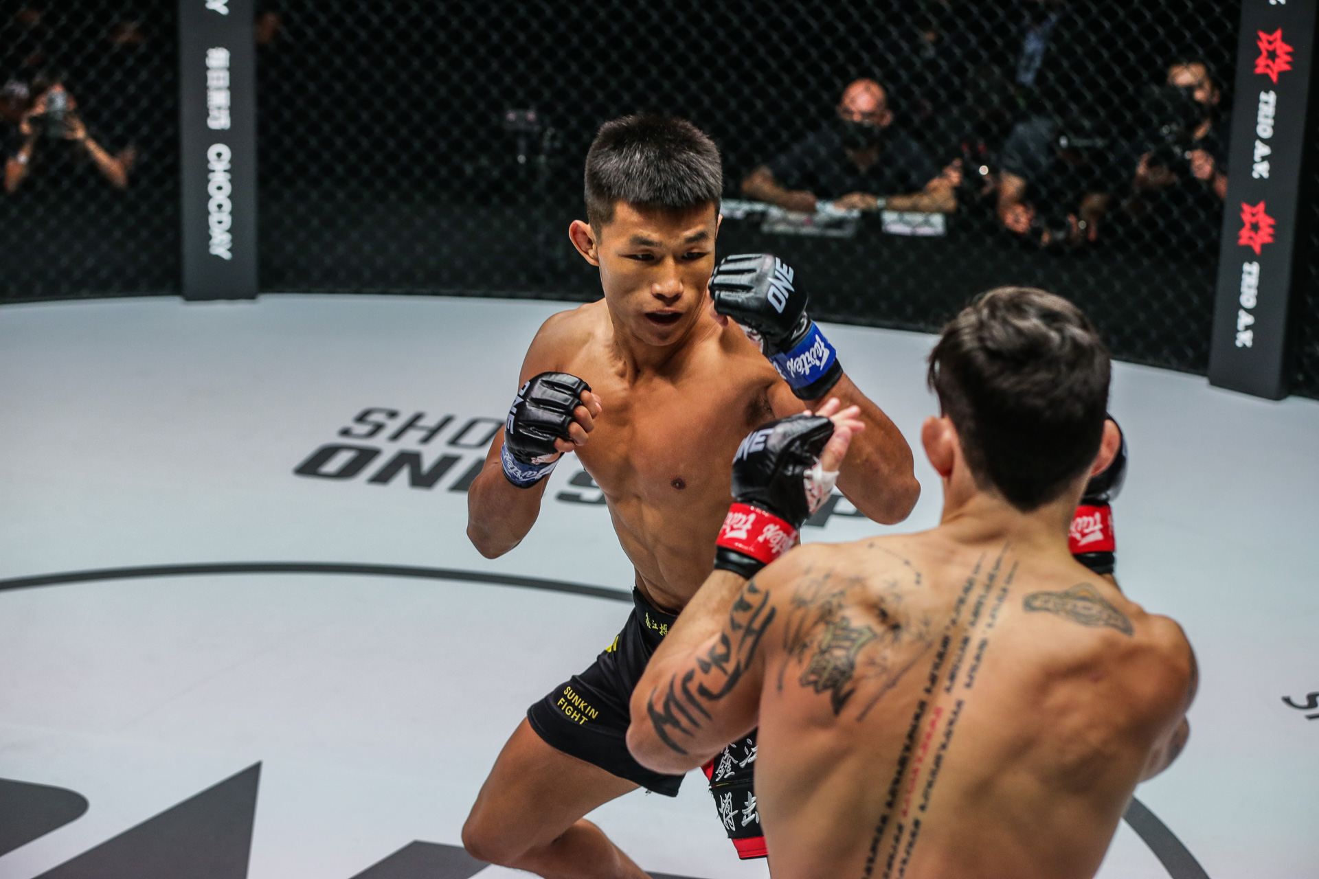 Thanh Le and Tang Kai face each other at ONE 160